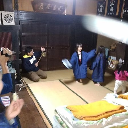Experiencing Traditional Life Style Inn Kajiya Iya Romantei Miyoshi  Exterior foto